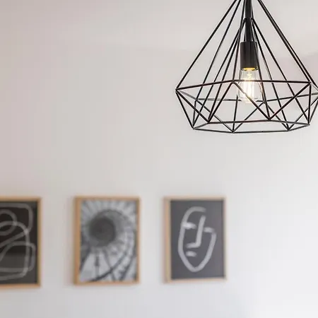 Progresso 3º Esq Daire Funchal