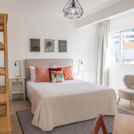 Progresso 3º Esq Funchal (Madeira)